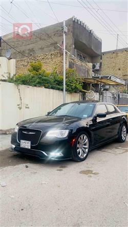 کرایسلەر 300